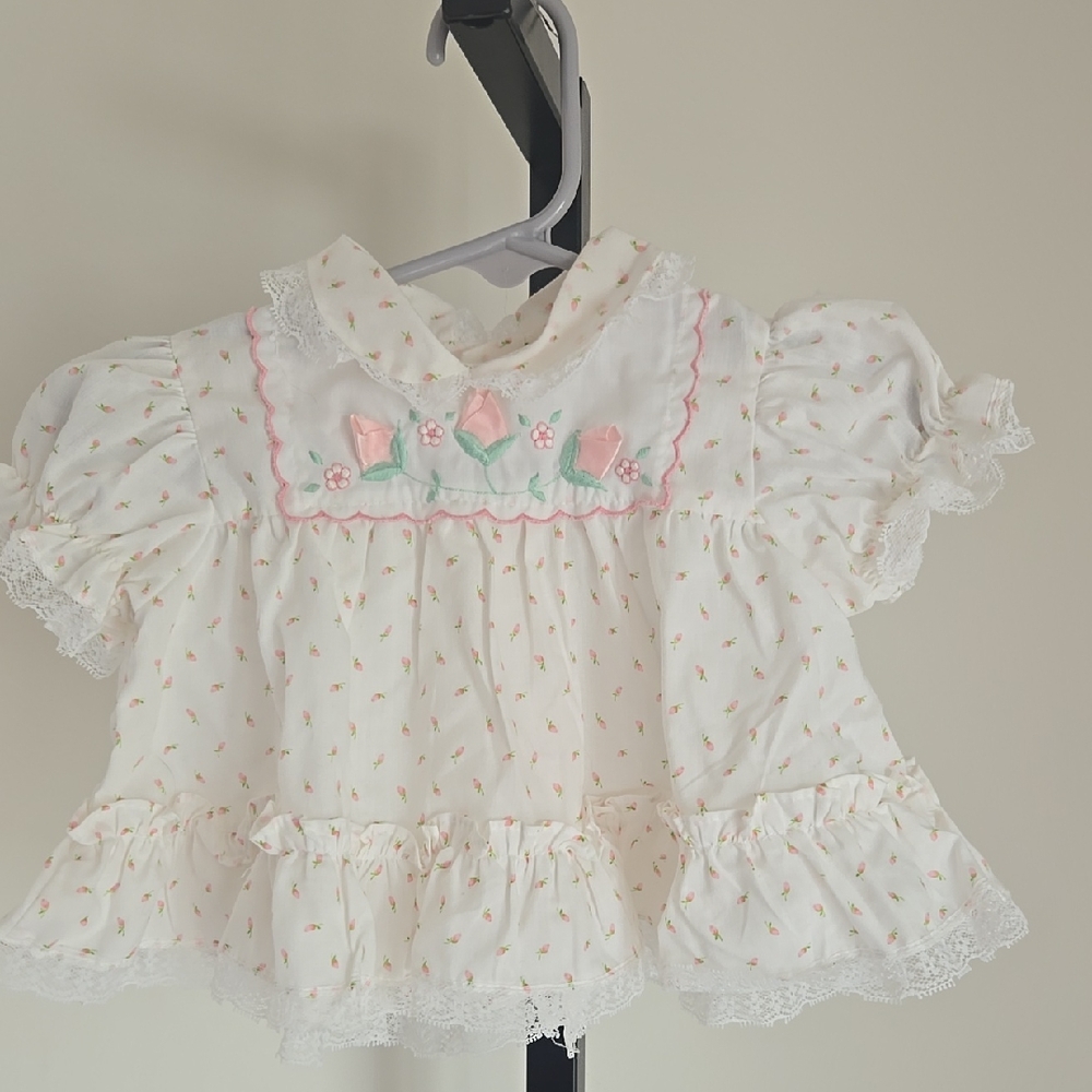 Vintage White Baby Dress with Pink Rose Embroidery Size:3-6 Months